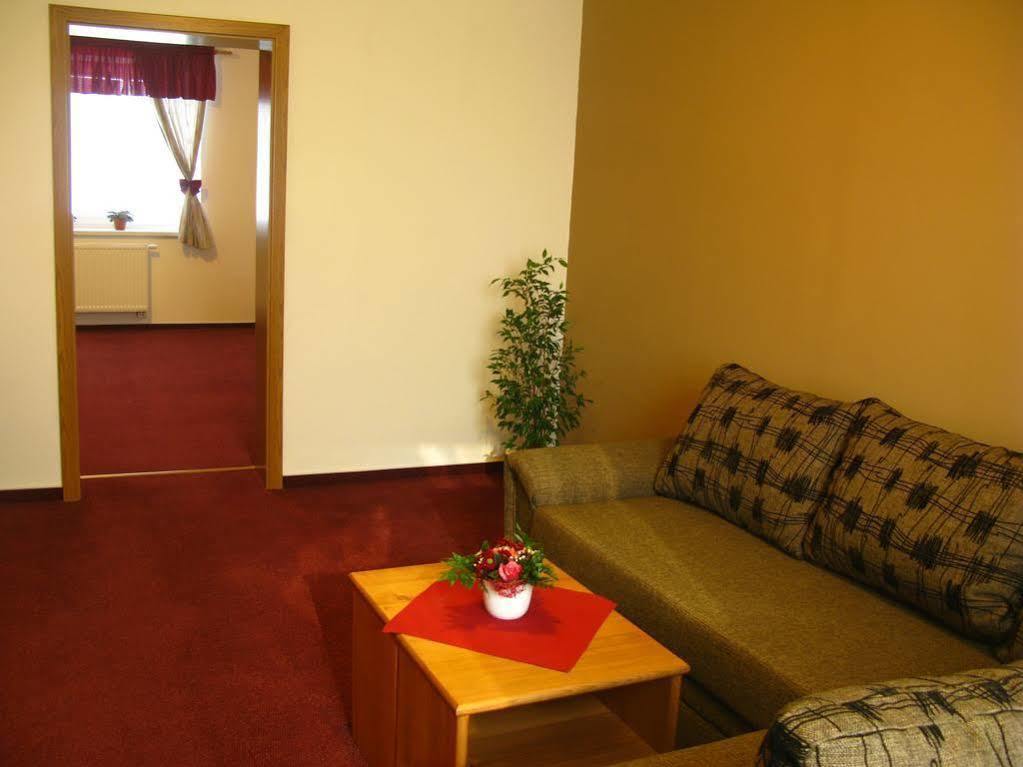 Pension U Vsech Certu Jicin Exterior photo